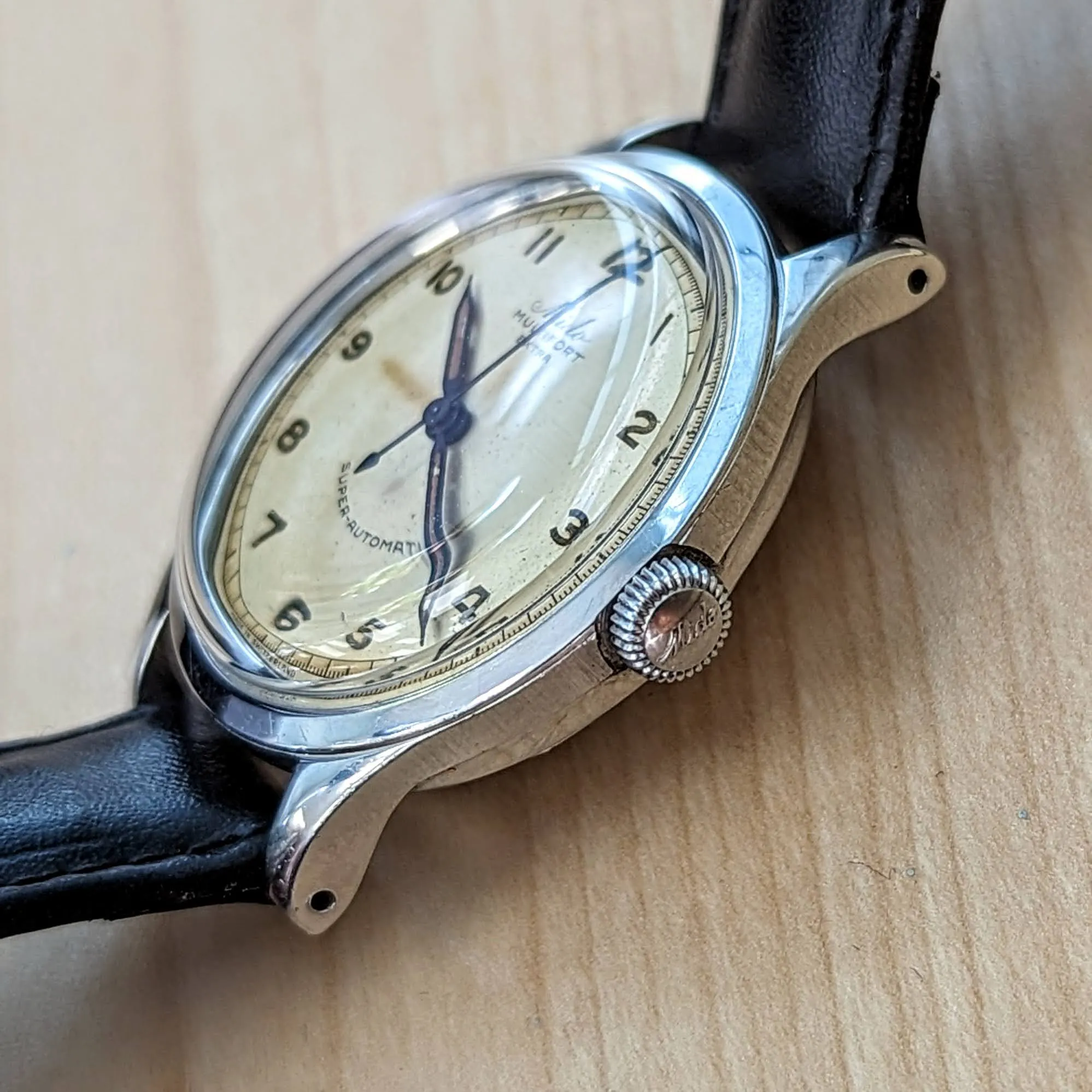 1940s MIDO Multifort Extra Super-Automatic Wristwatch 17 Jewels Bumper Automatic Cal. 917 Watch