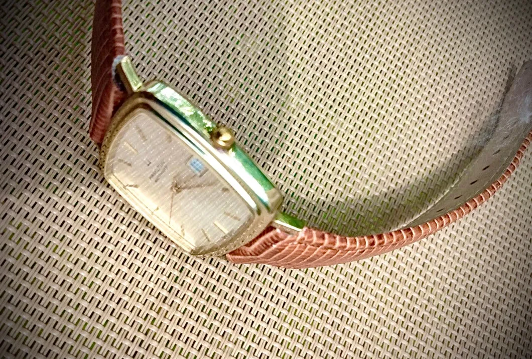 #429 Minty Hamilton Masterpiece running Accurate time keeping