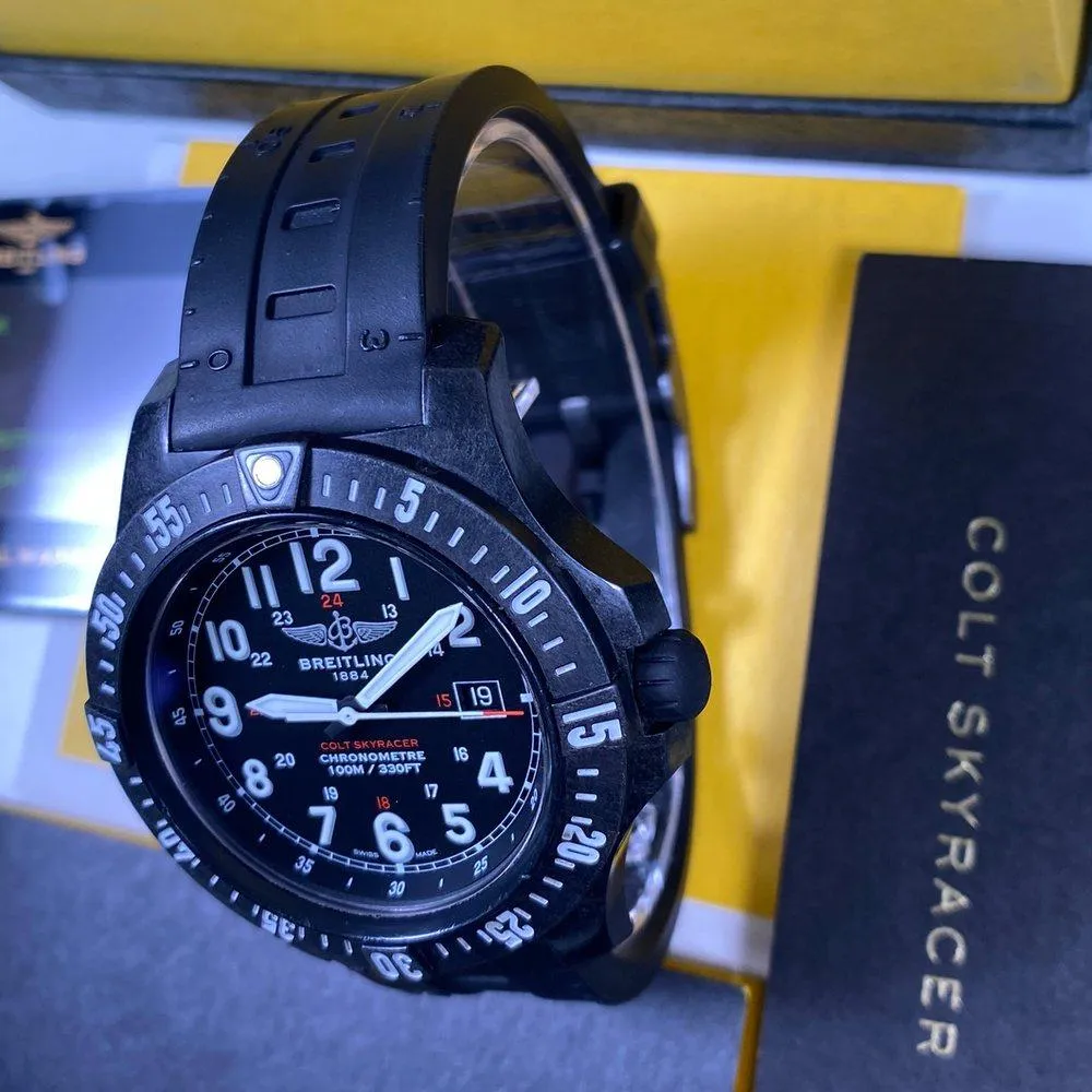 Breitling Colt Skyracer Breitlight X74320E4