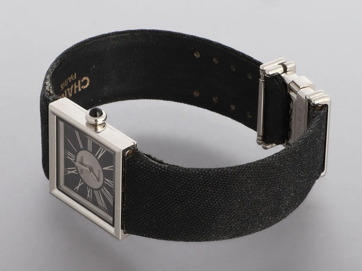 Chanel Platinum Matelassé Watch 19mm
