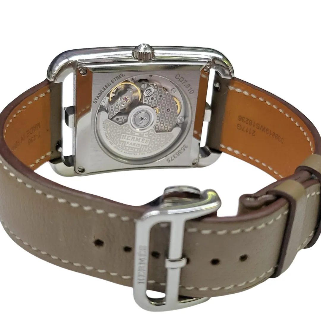 Hermès Cape Cod CD7.810 Mens Watch in Stainless Steel 33 x 42mm
