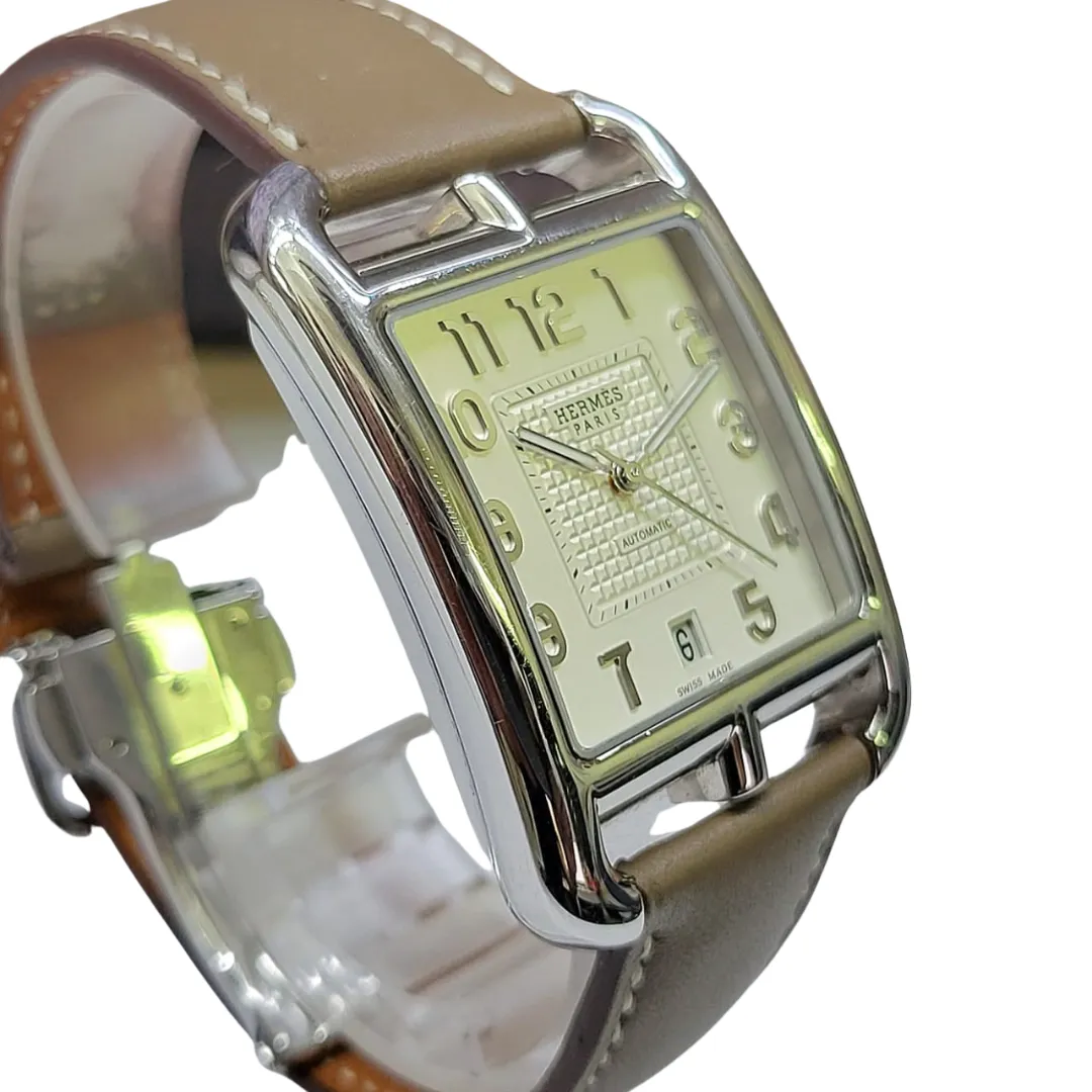 Hermès Cape Cod CD7.810 Mens Watch in Stainless Steel 33 x 42mm