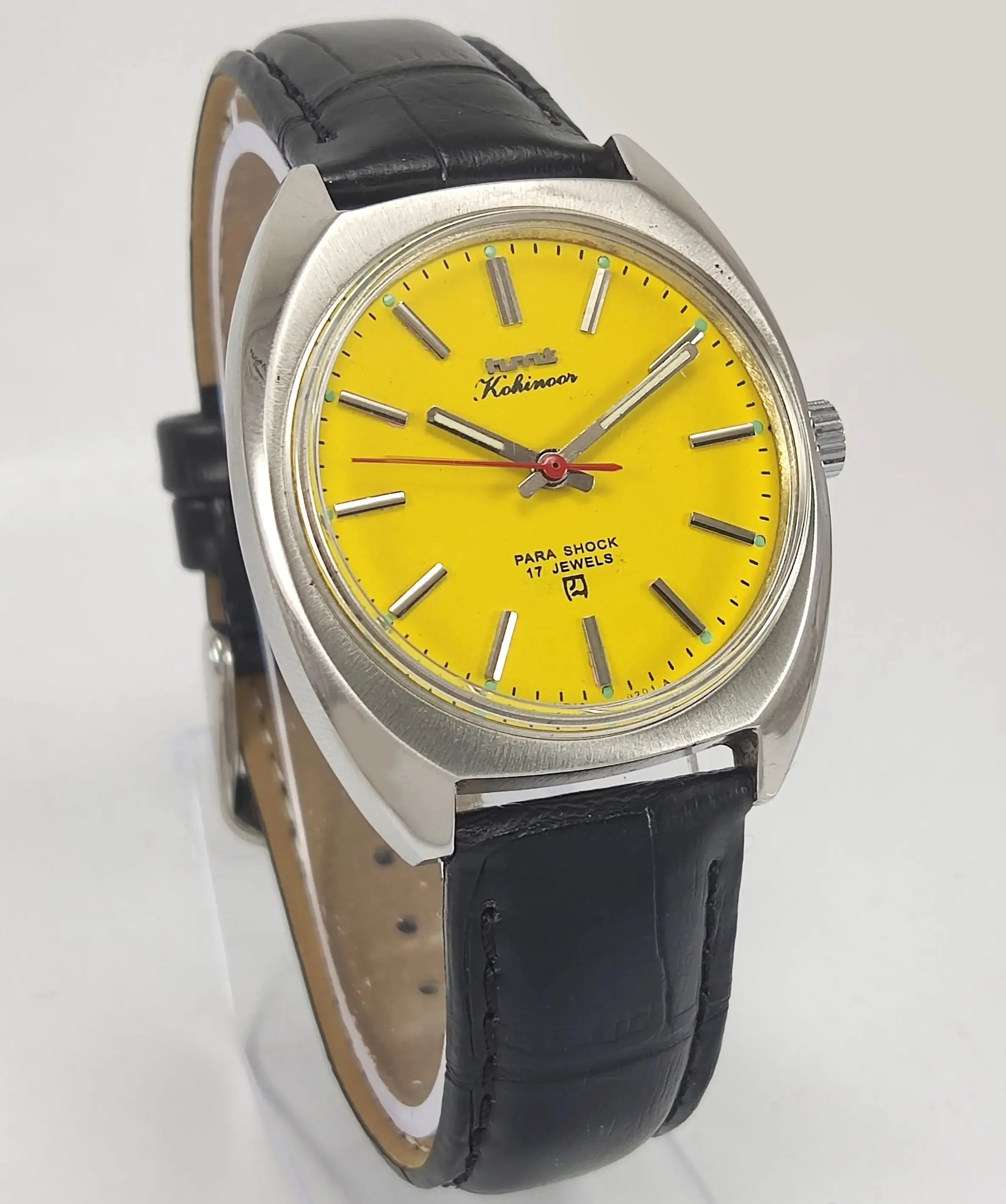 HMT Kohinoor Para Shock 17 Jewels Yellow Dial Mechanical Hand winding Men's Wrist Watch