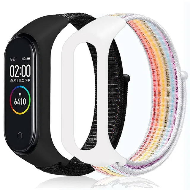 M4 Smart Fitness Watch with *** 1 x FREE DESIGNER STRAP ***