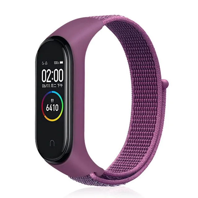 M4 Smart Fitness Watch with *** 1 x FREE DESIGNER STRAP ***