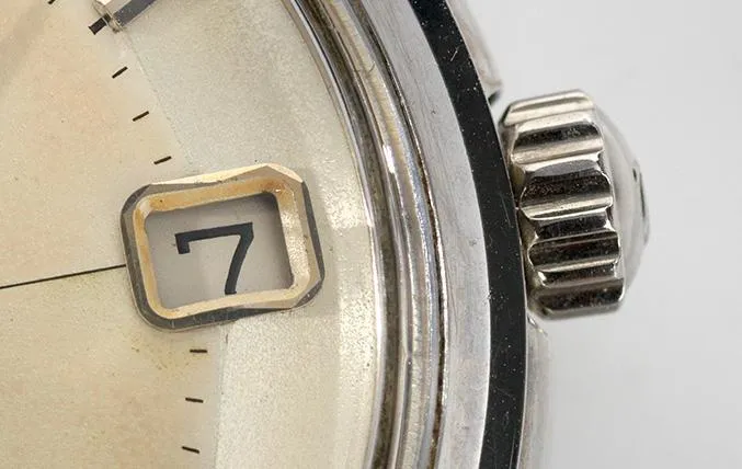 Omega Constellation 14393 Crosshair Pie Pan Dial