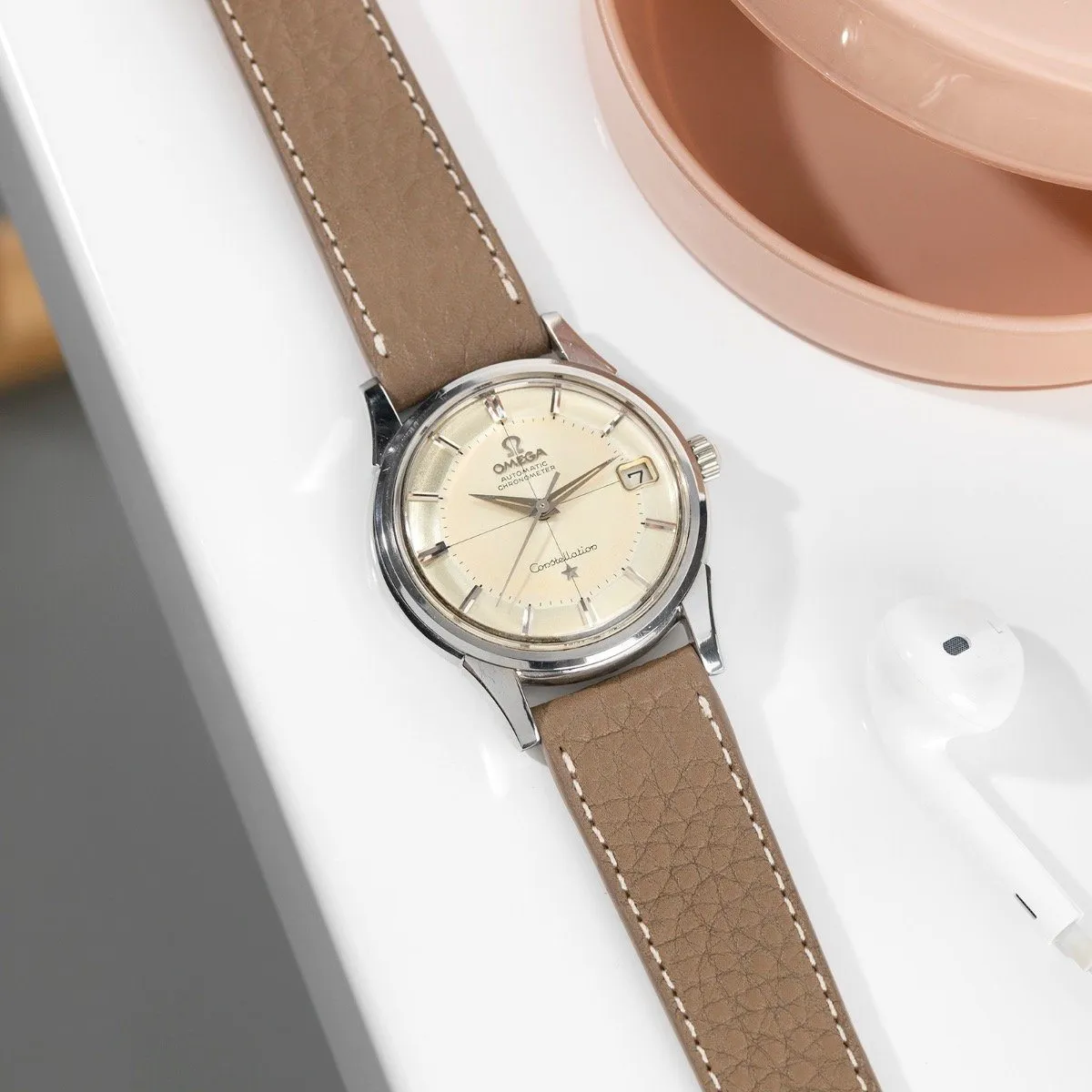 Omega Constellation 14393 Crosshair Pie Pan Dial