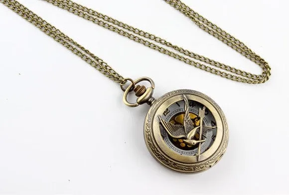 Vintage Unisex Bronze The Hunger Russia Game Necklace Pocket FOB Watch
