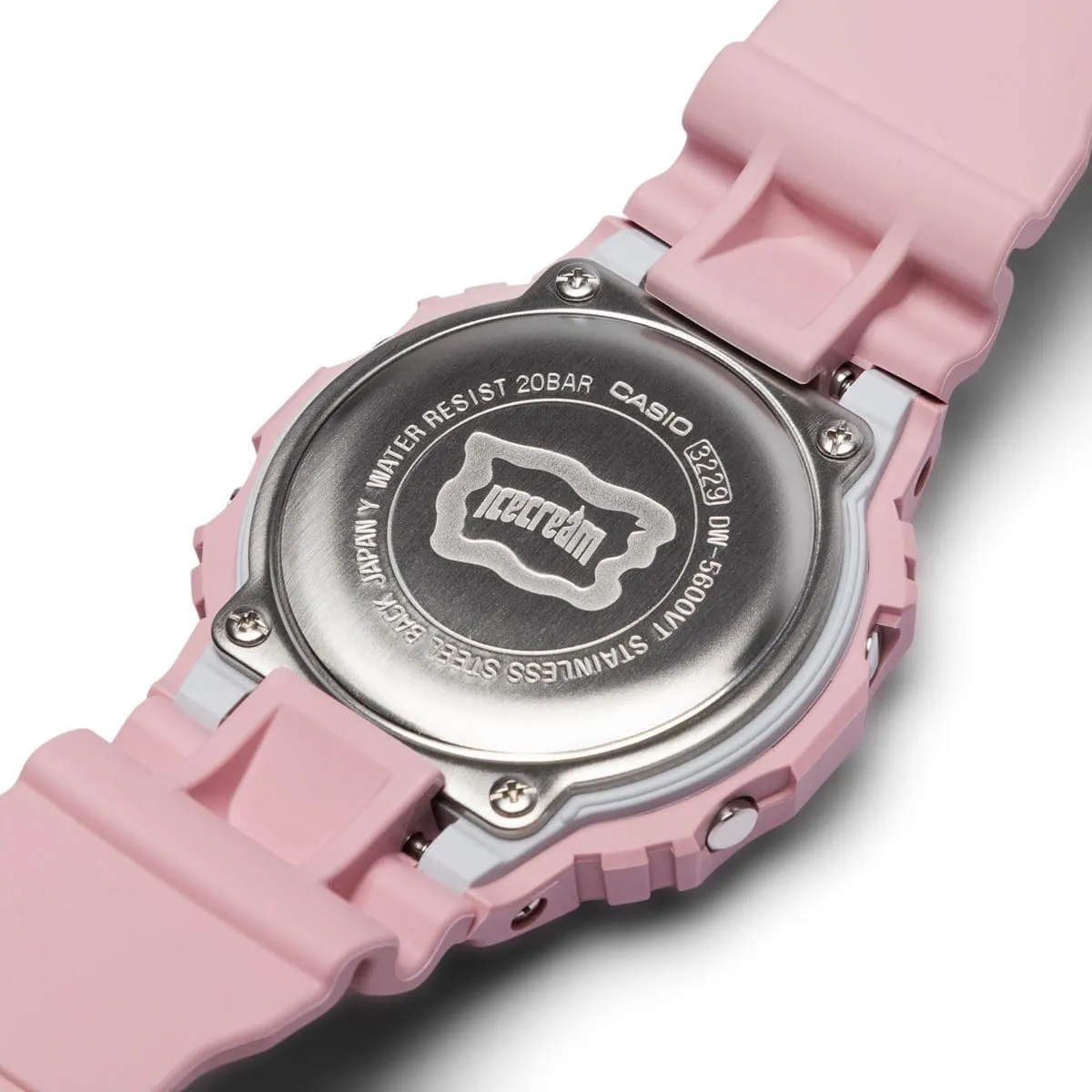 X ICECREAM DW5600IC22-4CR